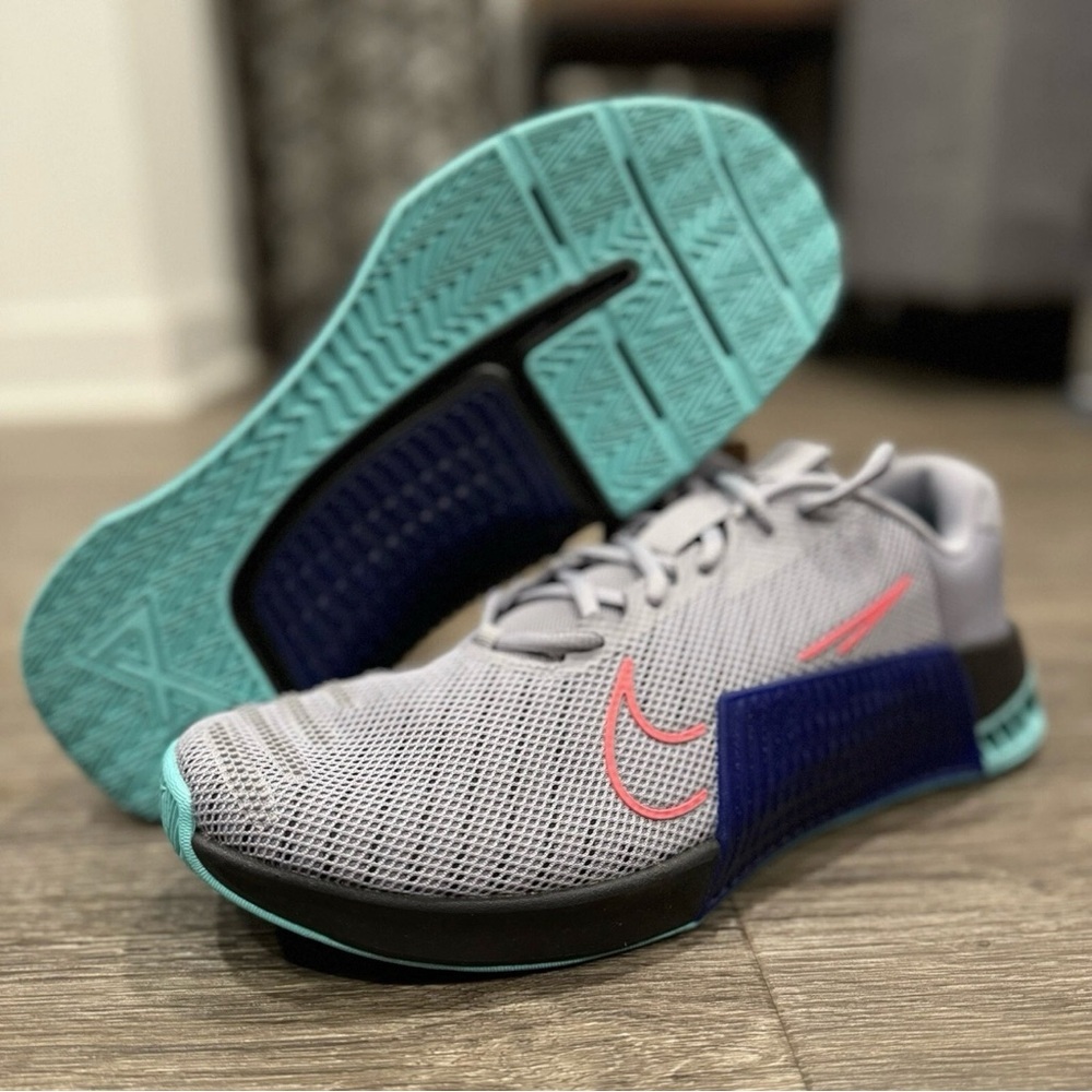 Nike Metcon 9 sz is 10.5 - Picture 2 of 5